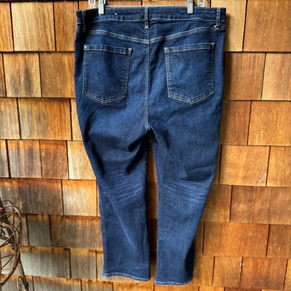 EUC CHICO’S Dark Indigo Blue Define Me Straight Leg Ankle Jeans Women's 16 - Picture 10 of 12